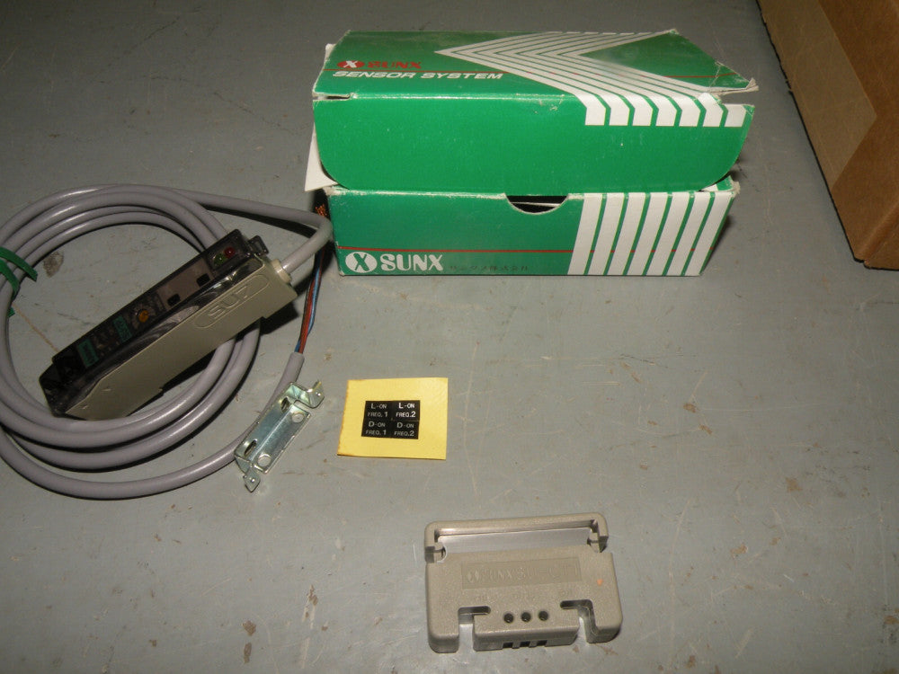 Panasonic SUNX SU-7P Photoelectric Sensor