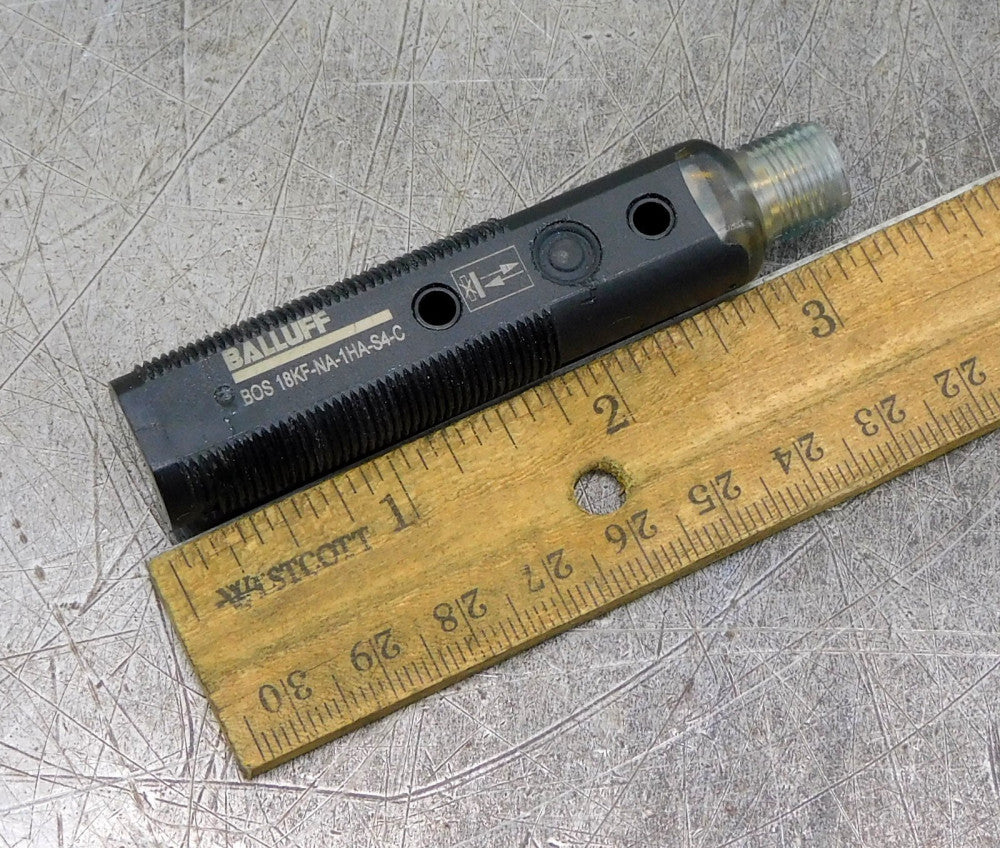 Balluff BOS 18KF-NA-1HA-S4-C Diffuse Sensor w/ Background Suppression BOS00HR