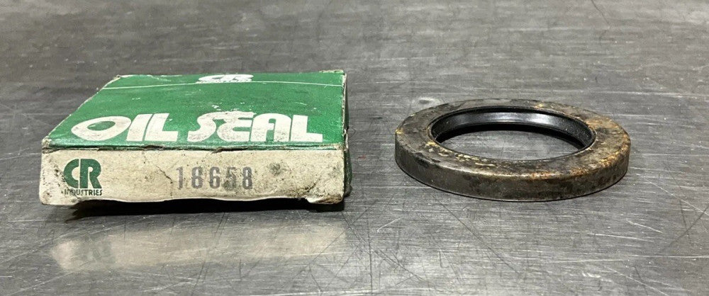 Oil Seal CR 16658 Nos Surplus