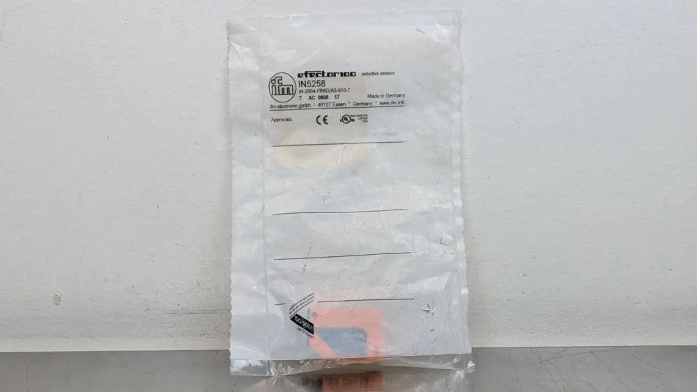IFM Efector IN5258 Inductive Sensor IN-2004-FRKG/AS-610-T 4mm 10-55VDC M8