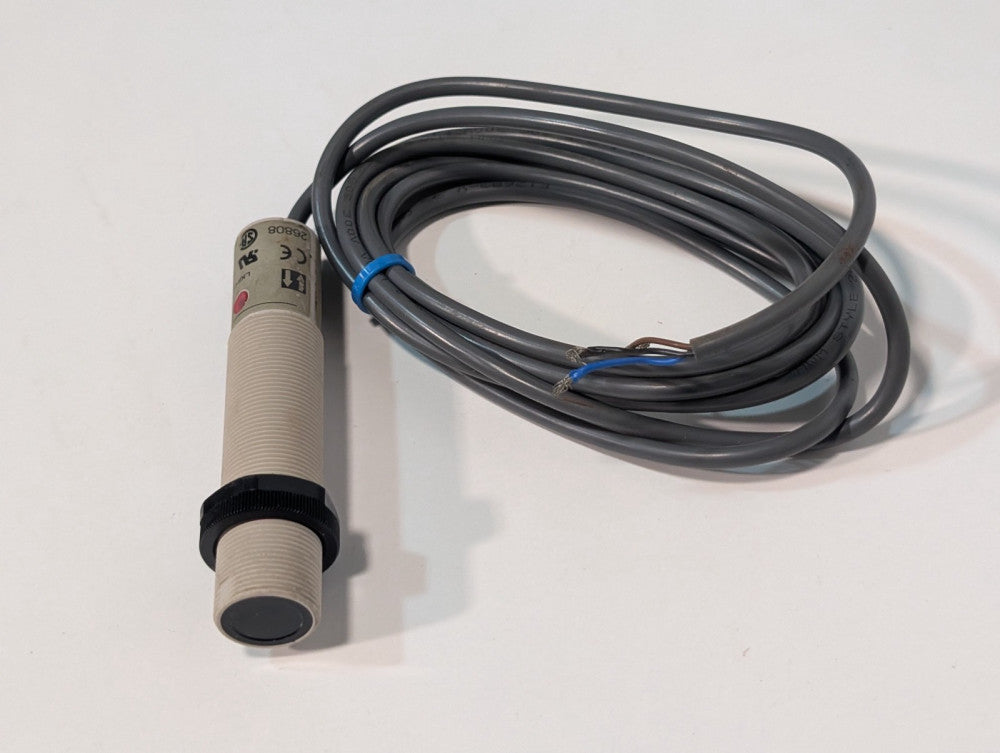 Omron E3F2-DS10Z2-N Diffuse-Reflective Dark-On Photoelectric Sensor Switch