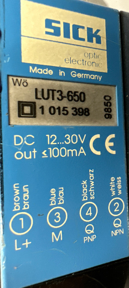 Sick LUT3-650 Luminescence Sensor DC12-30 volt, 1015398