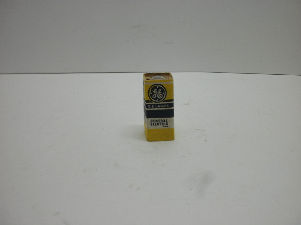 GENERAL ELECTRIC FG-616 12 VOLT 6 WATT LAMP/BULB BA15D BAYONET NNB