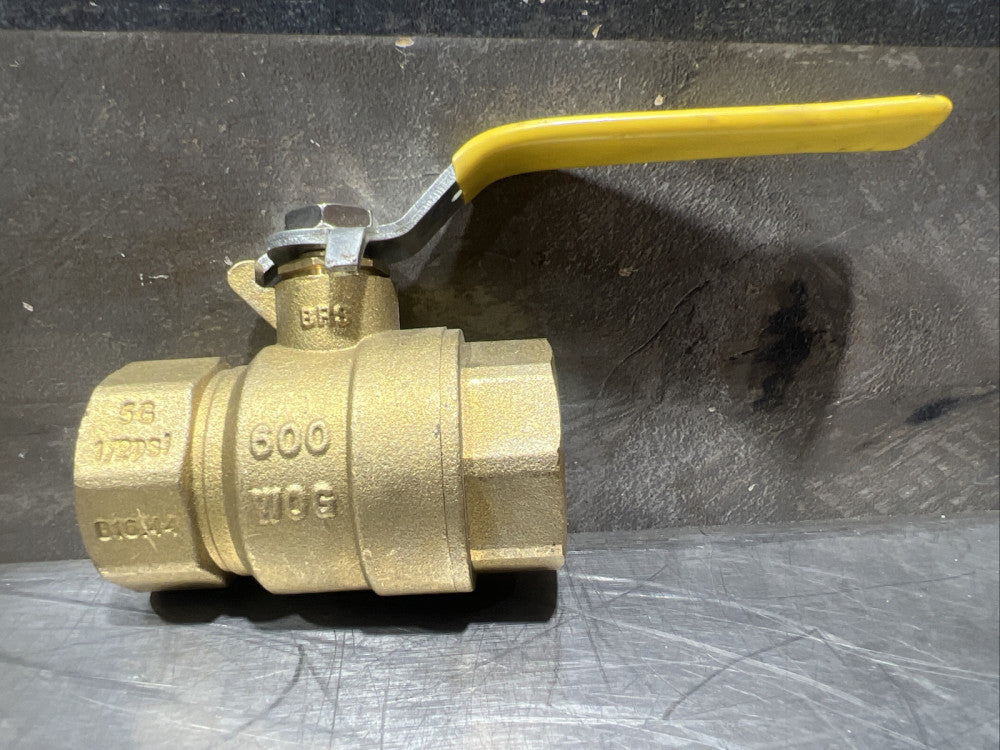 ProMax 1" in, Solder, Forged Brass Body, Full Port - Milwaukee Valve 600 WOG Nos