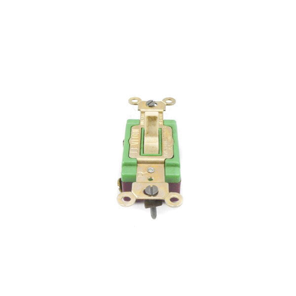 LEVITON W-S-896 120V 30A NSNP