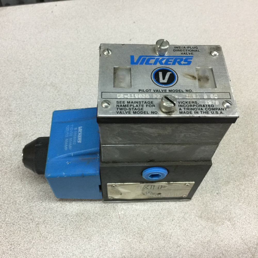 NEW NO BOXVICKERS 120VAC SOLENOID VALVE 02-119836 PBDG4S4L 012A B 60