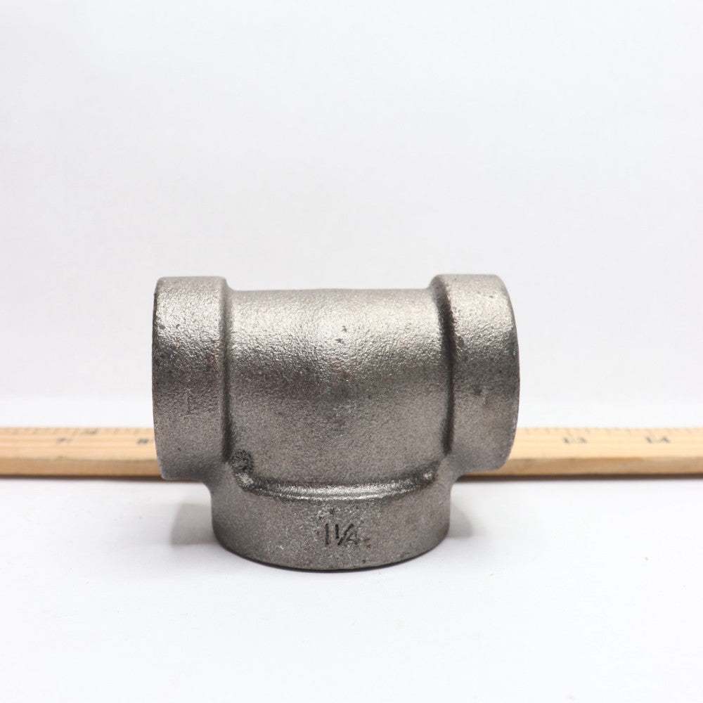 Anvil Reducing Tee Malleable Iron Class 150 1" x 1-1/4" x 1"