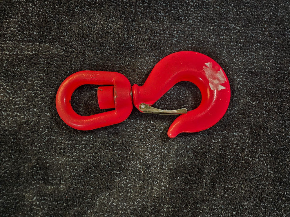 Chain A WLL 11 Ton Swivel Hook With Latch, Steel, Powder Coated Red