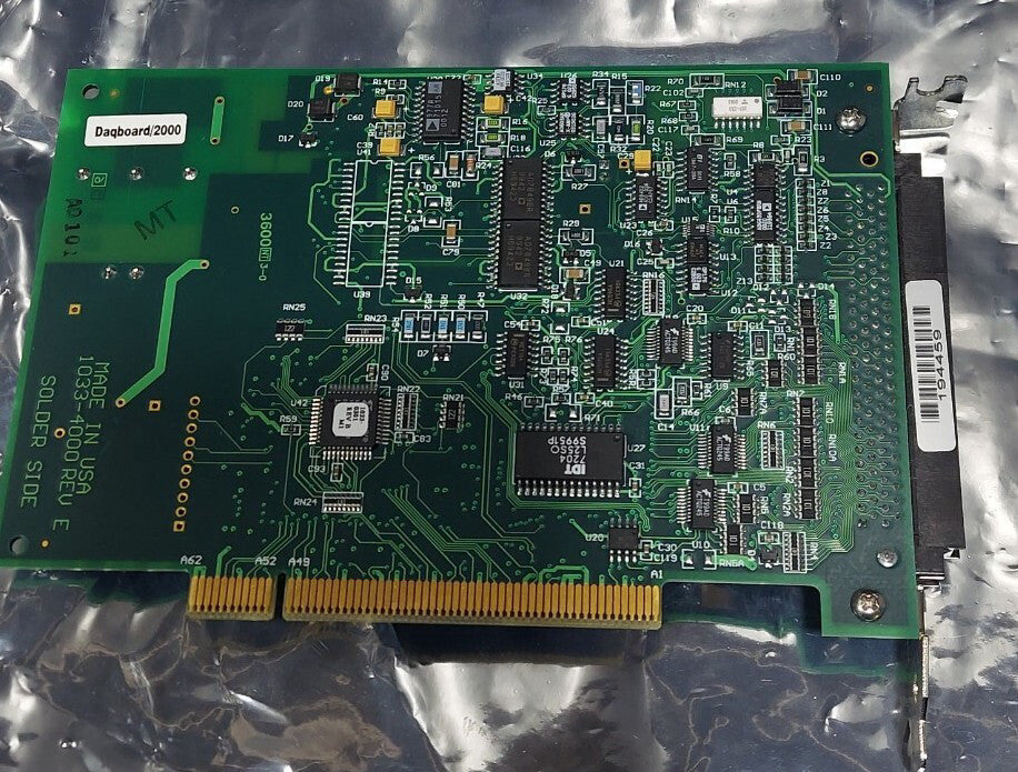 DAQBOARD 2000. TC-5D0515A, Spartan XCS40, PLX PCI9080-3