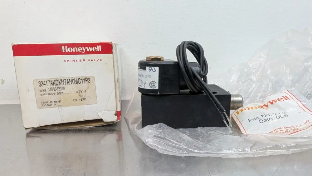 Honeywell 33417AKDKN7AN0MC11P3 Skinner Valve 110/120VAC Coil 40-150 PSI 6W