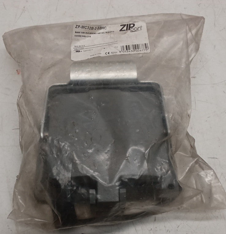 Zip Port ZP-MC32B-2-SBHC Base 32B Bulkhead Metal W/ Auto Cover SGL-LVR