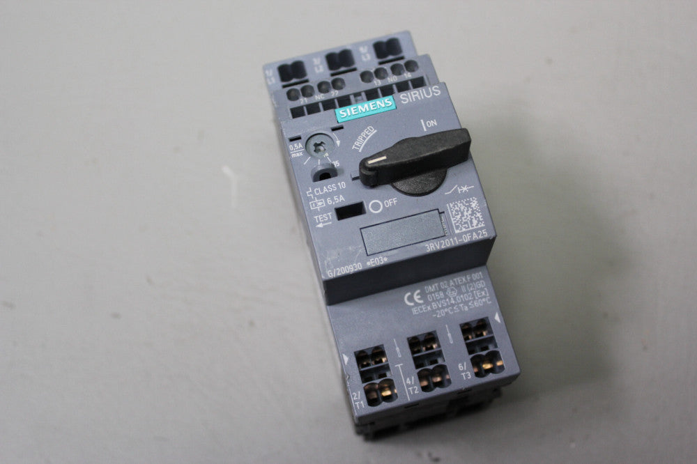 SIEMENS 3RV2011-0FA25 CIRCUIT BREAKER