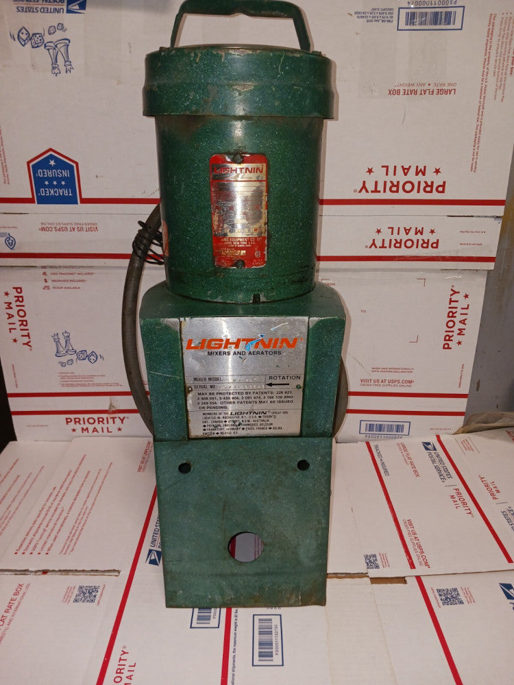 LIGHTNIN B77R2406M-SN MIXER AND AERATOR 1./.25 HP 60 HZ 1.9 AMPS 460 VAC