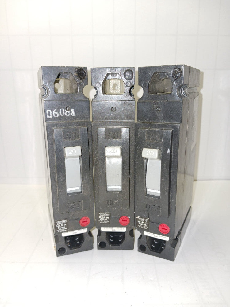 LOT OF 3) GENERAL ELECTRIC 20 AMP CIRCUIT BREAKER 277 VAC THED113020