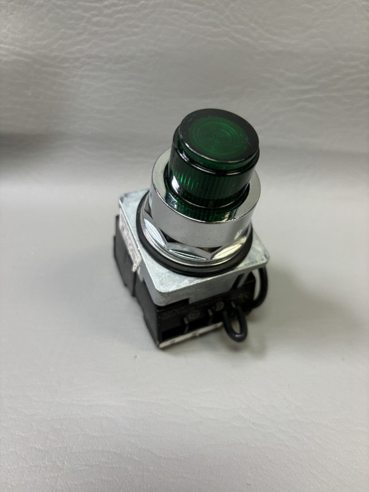 SIEMENS PUSH TO TEST PILOT LIGHT GREEN 52AATG3B LIGHTING MODULE 52PT6G3AB