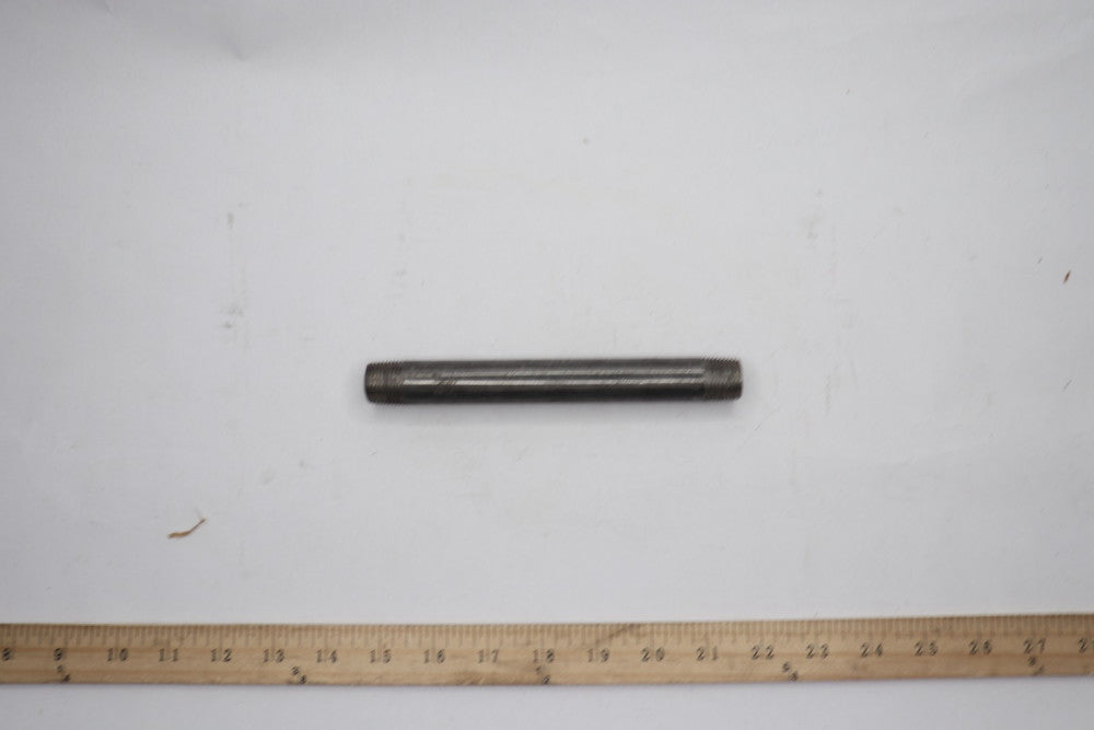 Welded Nipple Black Carbon Steel Sch 40 5/8" X 7" MPT