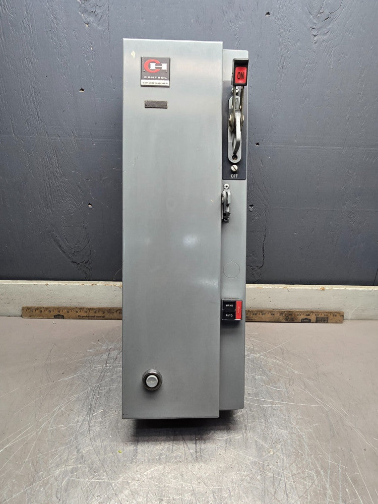 CUTLER HAMMER A40BGA0-0 NON-FUSIBLE COMBINATION STARTER SIZE-0, 600V, USED ,M/O!