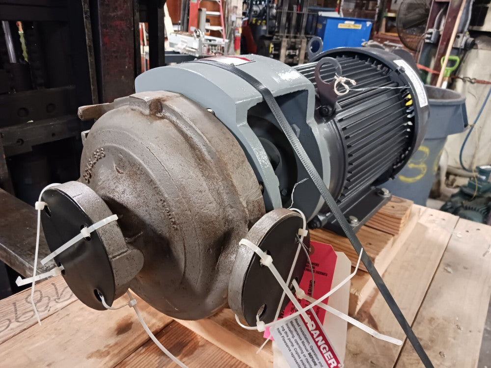 NEW FLOWSERVE DURCO 7.5 HP CF8M STAINLESS CENTRIFUGAL PUMP 1.5 X 1 X 8