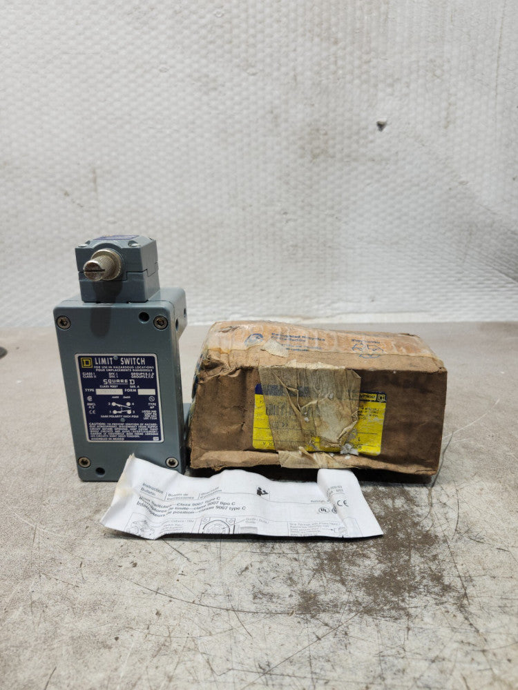 NEW IN BOX SQAURE D Telemecanique Sensors LIMIT SWITCH CLASS 9007 TYPE CR53B2