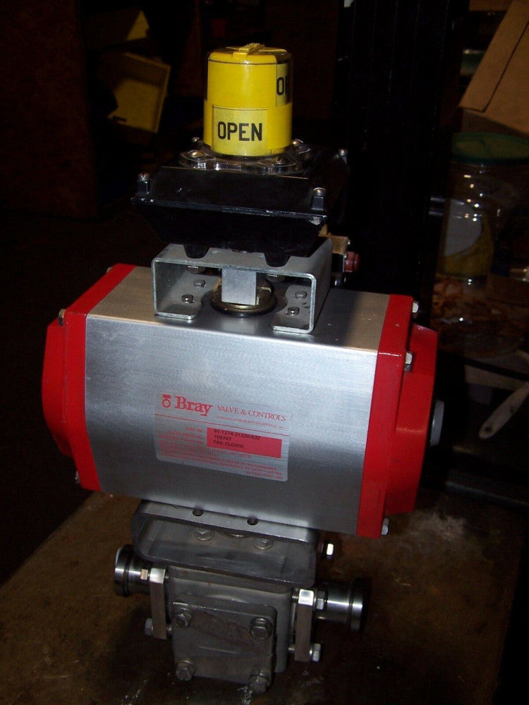 BRAY PBM 1-1/2" STAINLESS 3-WAY ACTUATED BALL VALVE MIH-76-CB13 600 PSIG CWP