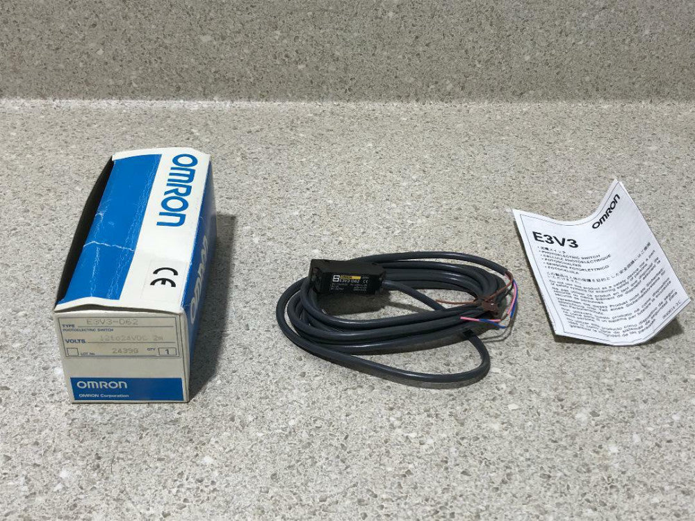 Omron E3V3-D62 NEW