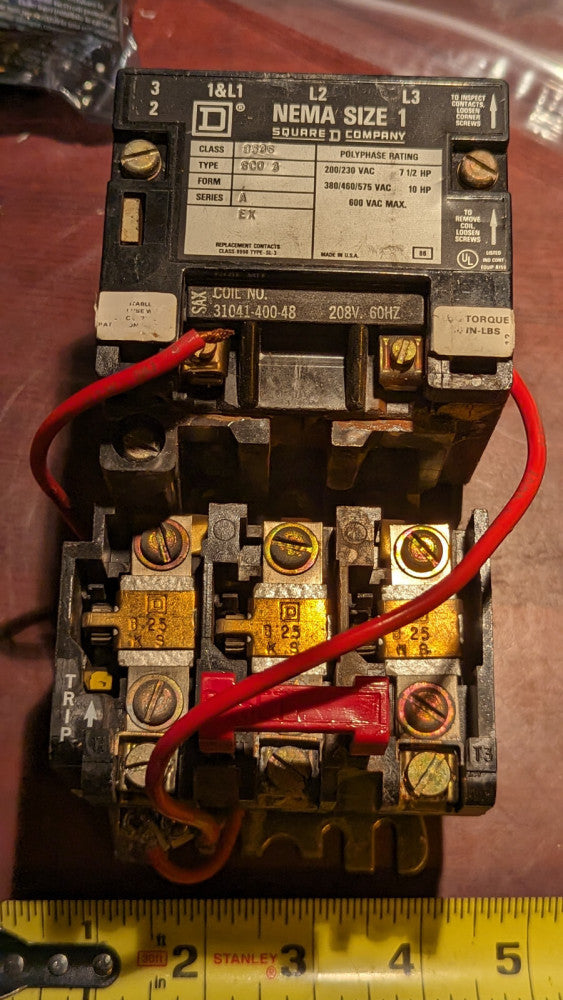 Square D Motor Starter 8536 SC03 600V 208V Coil