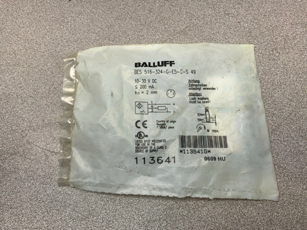 NEW IN PACKAGE BALLUFF SENSOR BES 516-324-G-E5-C-S 49