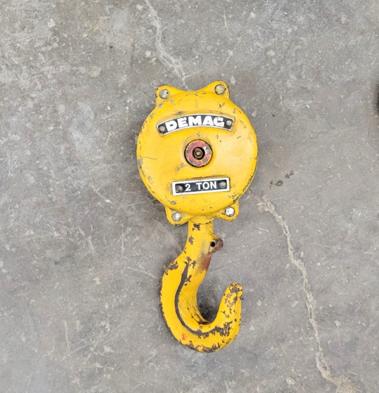DEMAG 2 TON DOUBLE SHEAVE CHAIN HOIST HOOK 7" HOOK OAD: 14" X 6" X 6" *NO CHAIN*