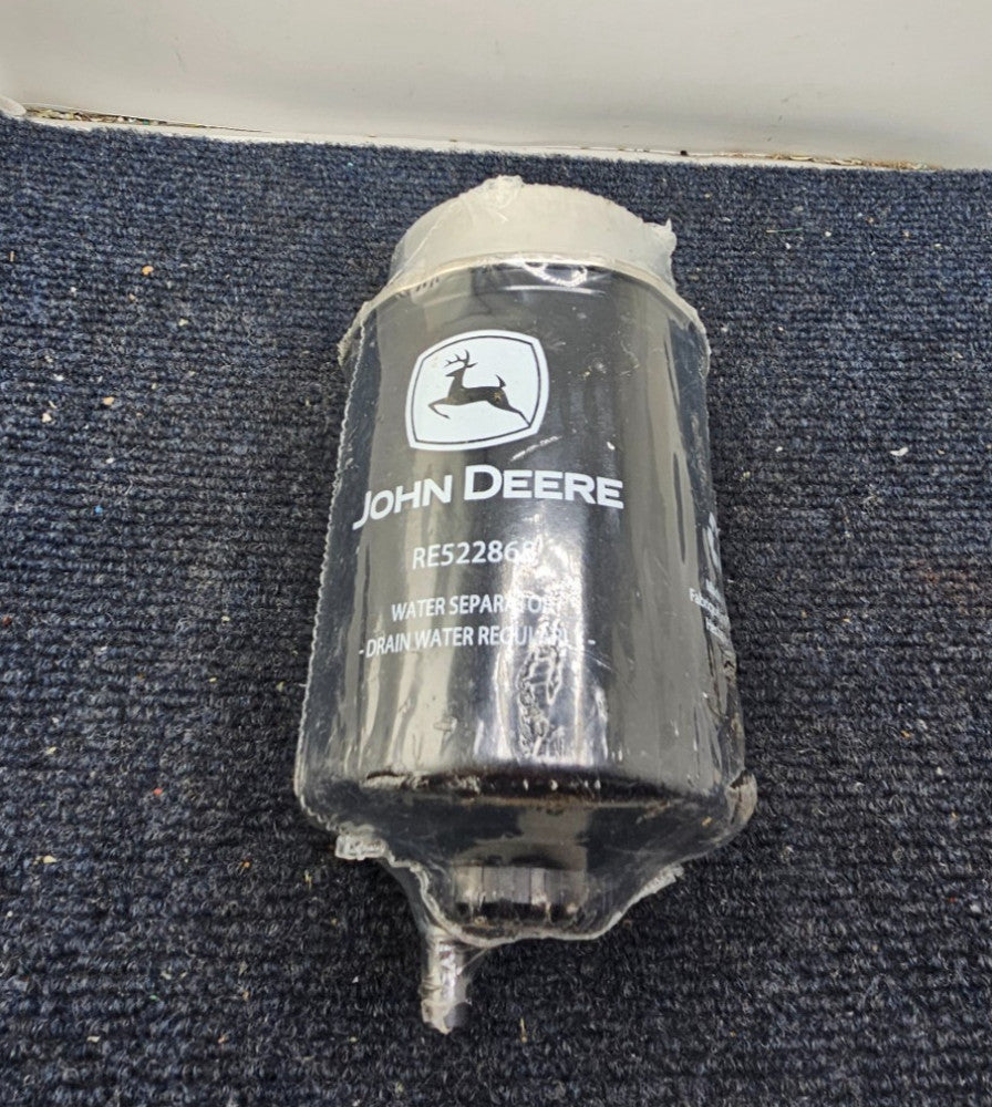 John Deere RE522868: Final Fuel Filter Separator Element
