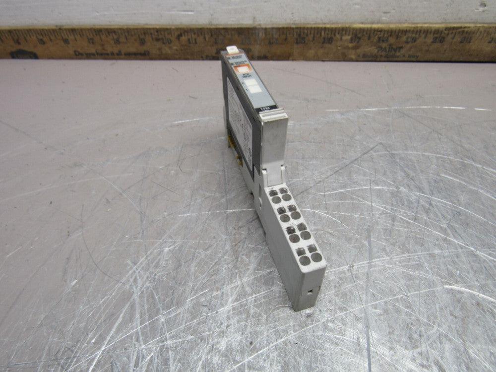 ALLEN BRADLEY POINT I/O 1734-IR2 SER-C RTD INPUT MODULE XNT USED TAKEOUT !!