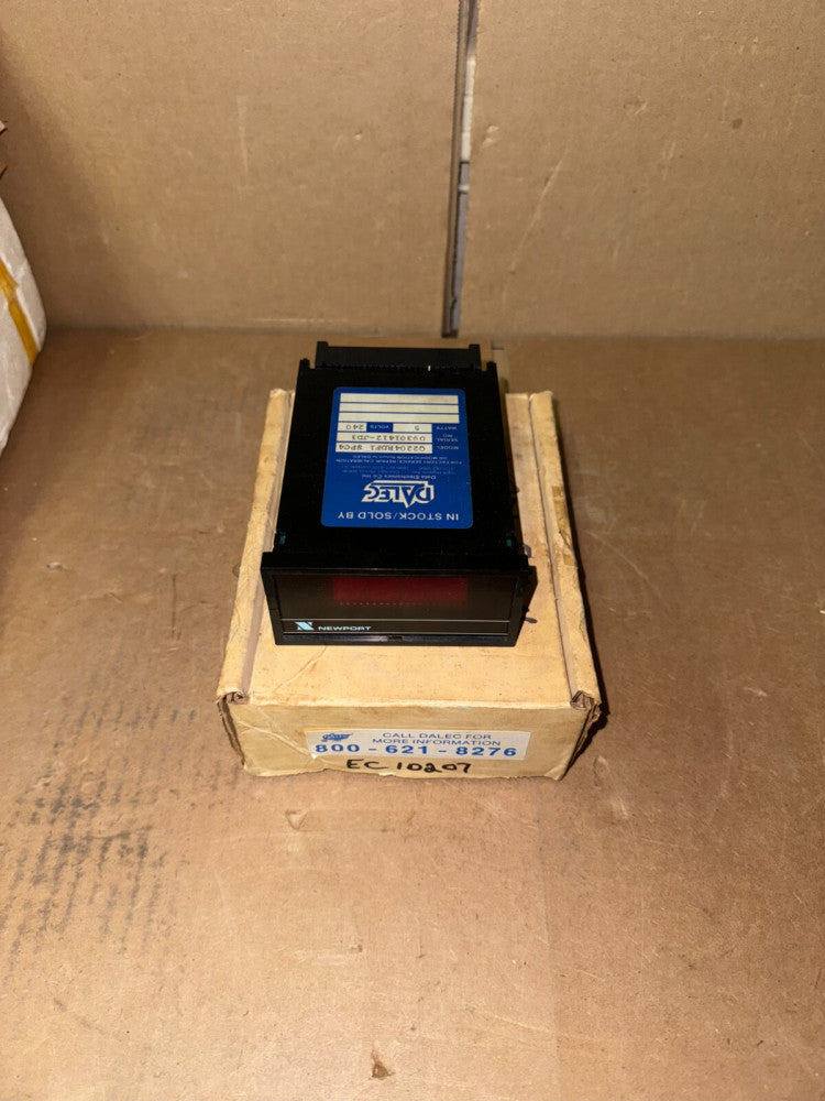 NEWPORT Q2204RDF1SPC4 DIGITAL COUNTER, 240-VAC, NEW-OPEN BOX! MAKE OFFER!