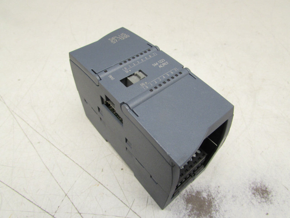 SIEMENS SIPLUS S7-1200 SM1223 AC/RLY 6AG1223-1QH32-4XB0 FS:02 XLNT USED TAKEOUT