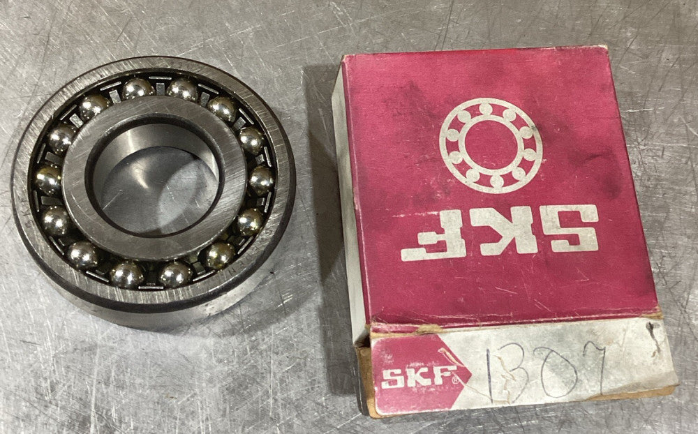 SKF Sweden 1307 35mm x 80mm x 21mm Double Row Self Aligning Bearing ETN9