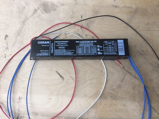 SYLVANIA QHE3X32T8/UNV-ISL-SC FLUORESCENT BALLAST, 3-LAMP, F96T8, 96W T8 (NEW)