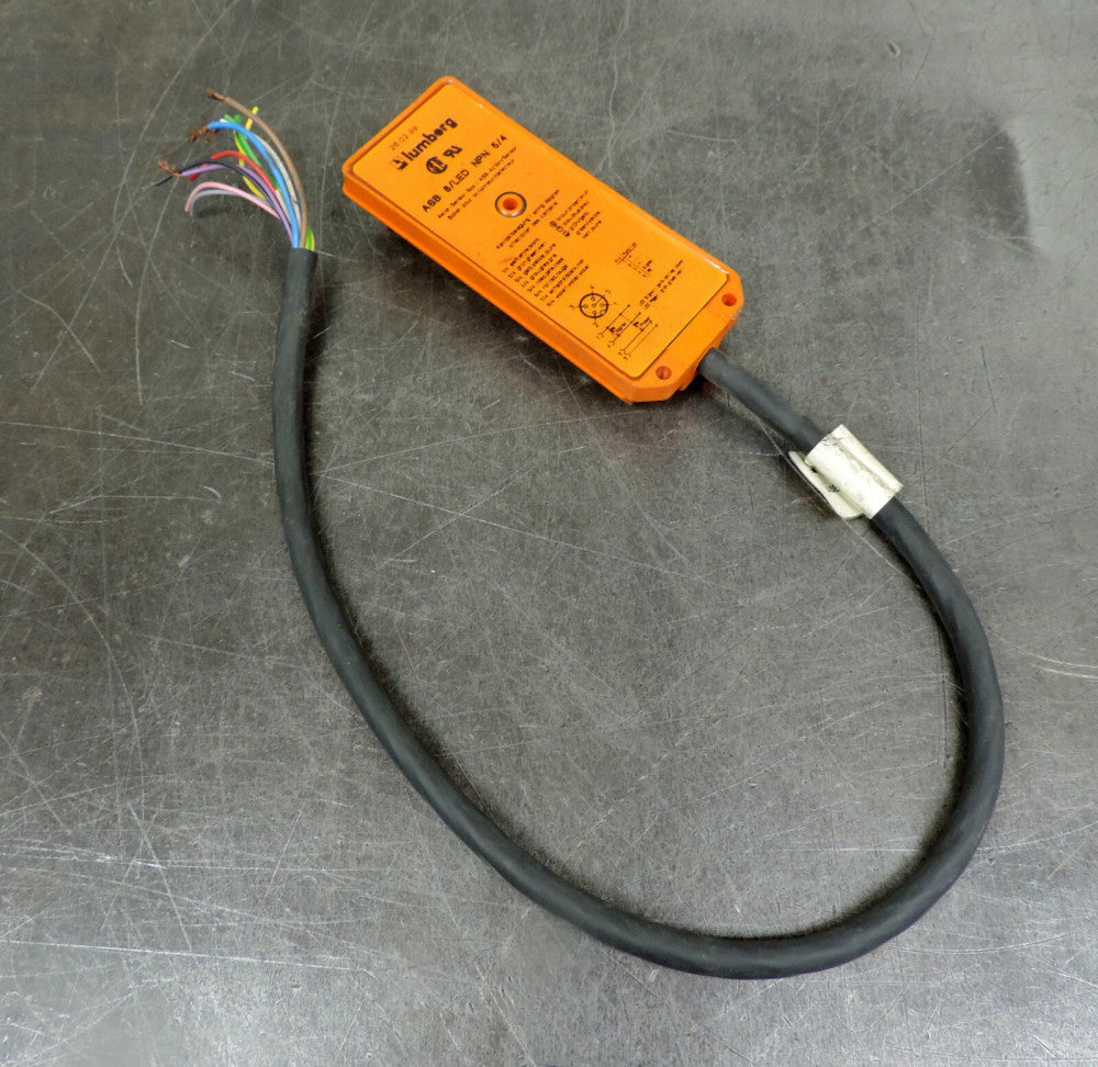 Lumberg ASB 8/LED NPN 5/4 Distribution Box
