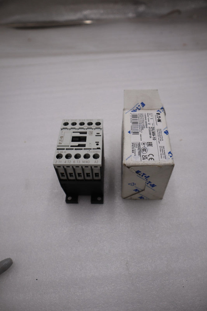 NEW EATON DILM9-10 XTCE009B10TD CONTACTOR 24VDC STOCK H444A