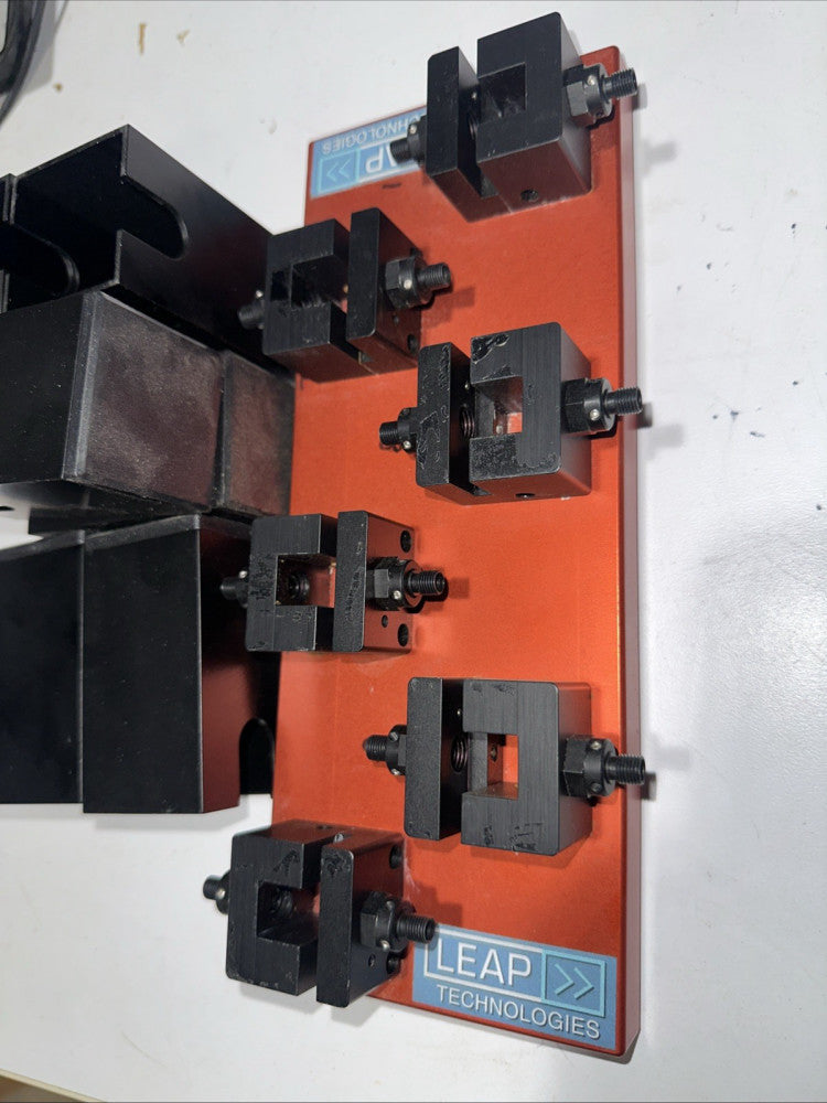 Avantes Optics CUV-UV/VIS-6 Cuvette Holder w/ Cuevette and Collimating Lens