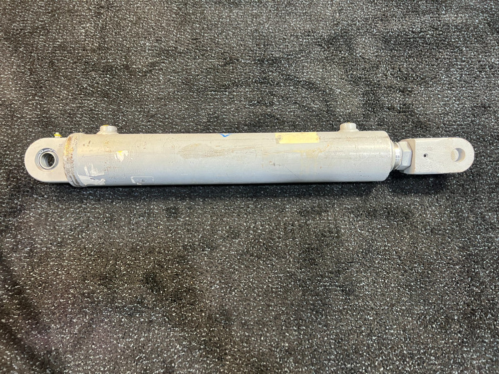 BZ267 Double Acting Hydraulic Welded Cylinder 3.51 OD x 29"Retracted x 1.88"Rod