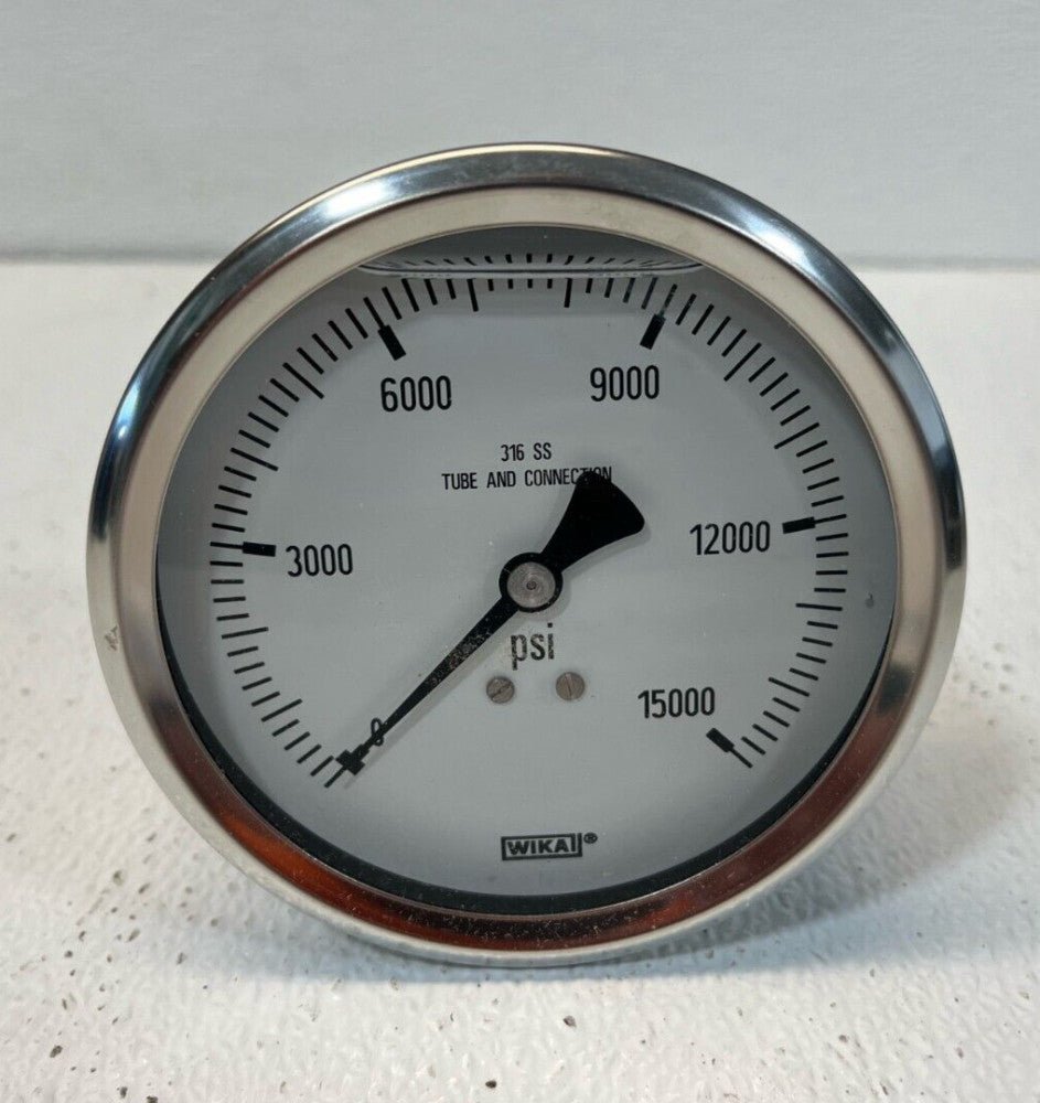 Wika 15000 psi Oil Filled Gauge 233.53 4" 1/2" NPT 9737286