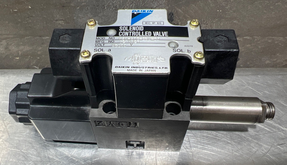 DAIKIN SOLENOID VALVE_KSO-G02-2BA-30 NOS Surplus