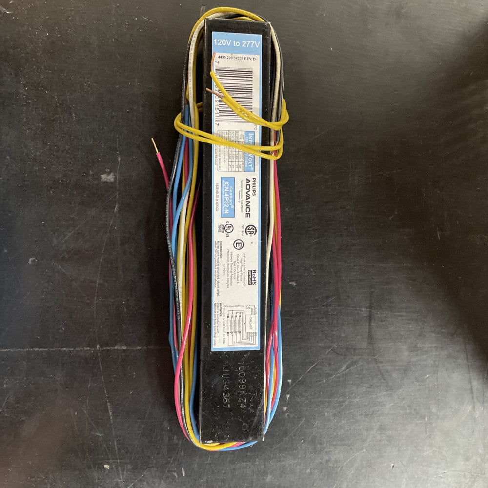 1 Philips Advance ICN-4P32-N Fluorescent Ballast ( F32T8
