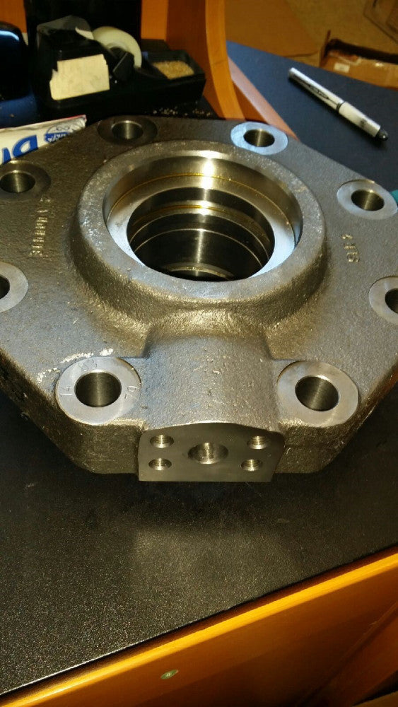 CATERPILLAR CAT PART 191-3683, PUMP HEAD BRAND NEW