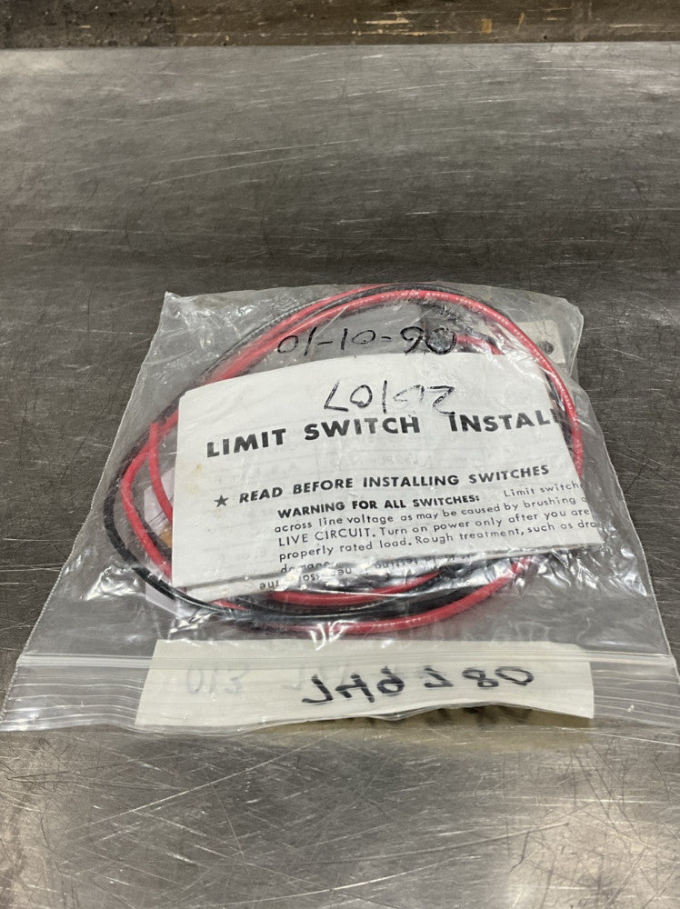 ADVANCE AUTOMATION COMPANY 120VAC 24VAC/DC 1/2A 001031