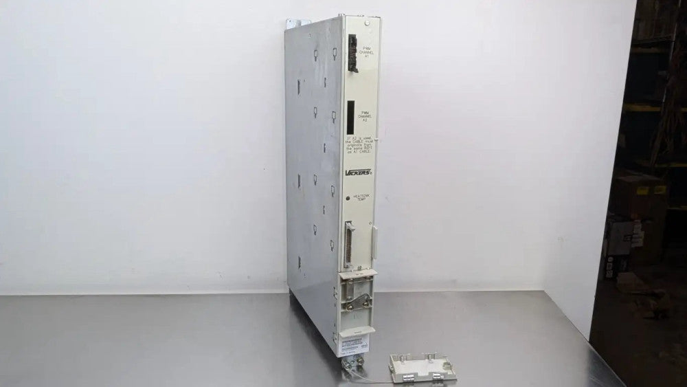 Siemens 6SN1123-1AA00-0CA1 Power Module LT-Modul INT 50A Vickers Version A