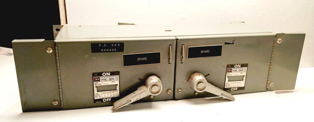 CUTLER HAMMER FDPT3611R 30 AMP FUSIBLE TWIN PANEL SWITCH 3 POLE 600 VAC
