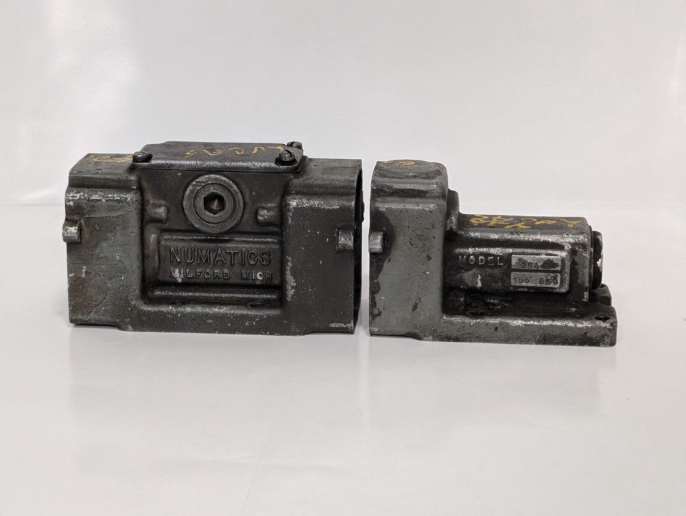 Numatics 2DSA4 and 2SA4 - Paired Manifold Valve Assembly - As Pictured