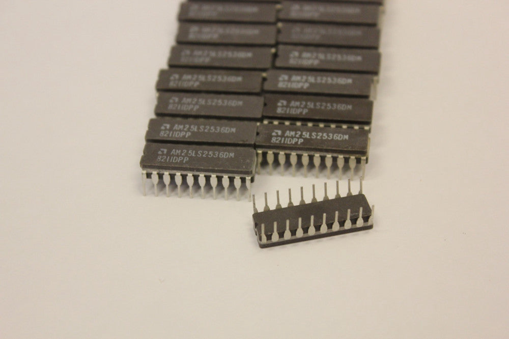 LOT OF 12 AMD AM25LS2536DM 20 pin dip NEW