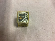 IDEC RH3B-U 120 VAC 50/60 HZ RELAY
