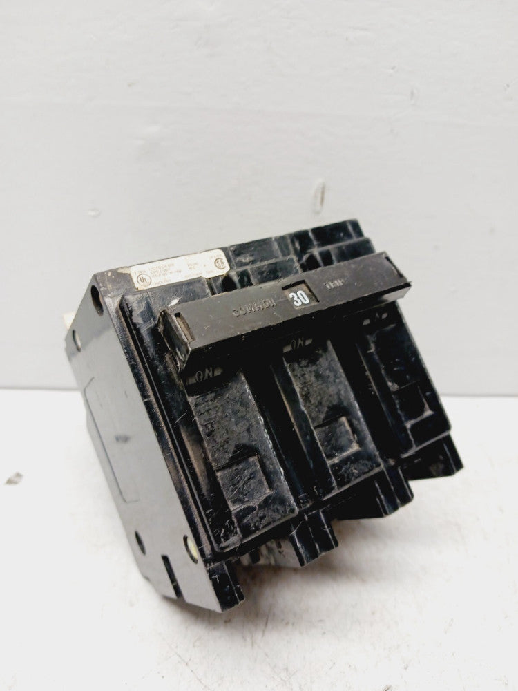 CUTLER-HAMMER QBHW3030H 30 AMP QUICKLAG CIRCUIT BREAKER 3P 240 VAC