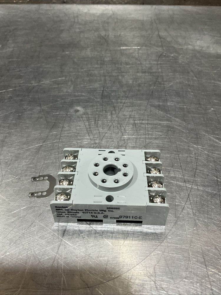 5X852E Socket